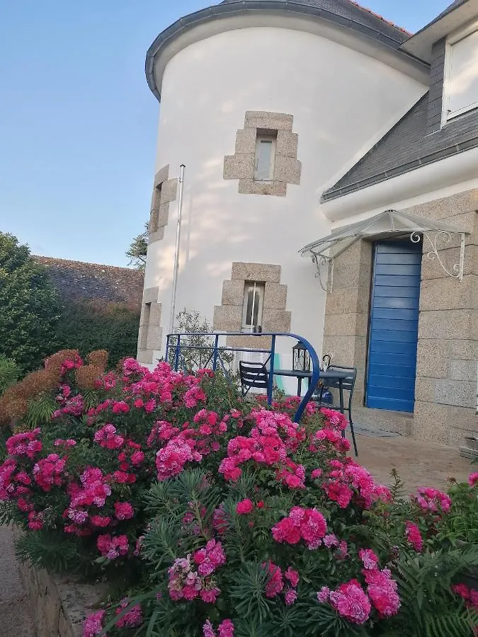 ** Frühstückspension Villa Des Fleurs D'Ajoncs Concarneau Frankreich