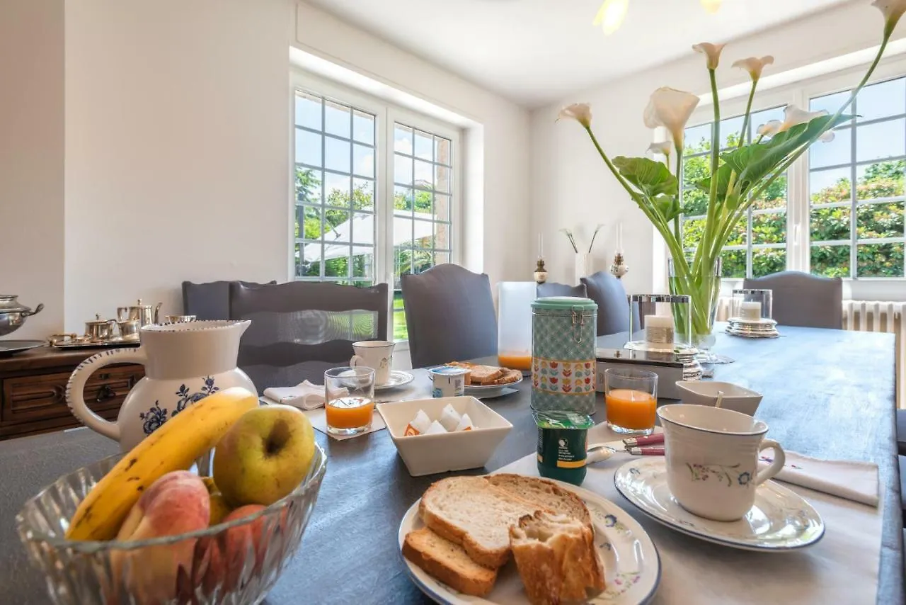Villa Des Fleurs D'Ajoncs Concarneau Frankreich